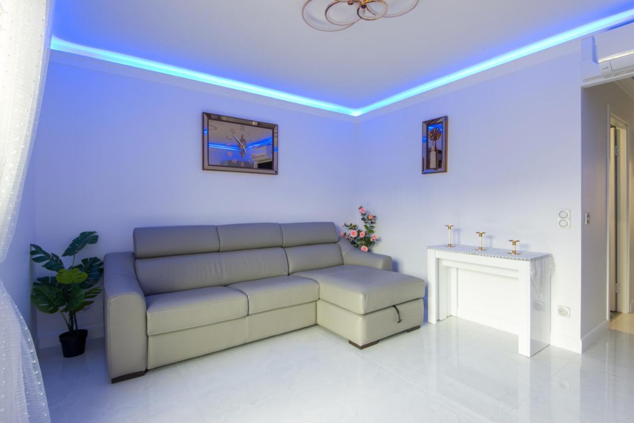 La Perle Bleue - Central - Vue Mer - Wifi Roquebrune-Cap-Martin Exterior foto